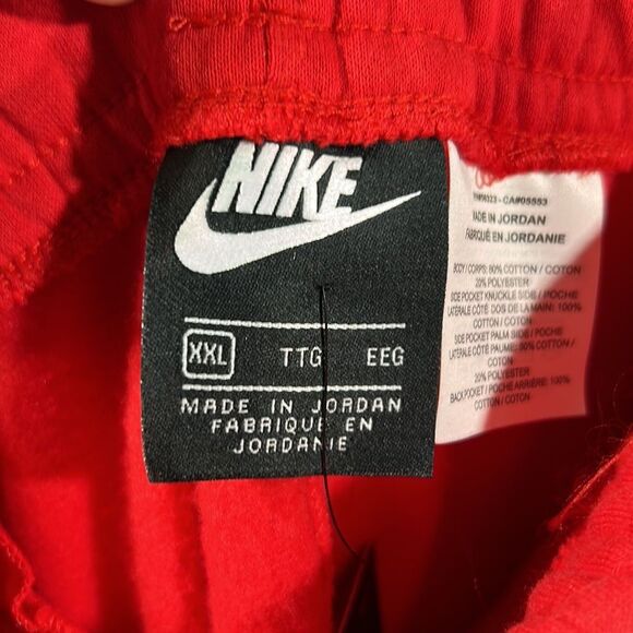 NWT XXL Red Nike Swoosh Mens Cotton Shorts - Picture 4 of 4